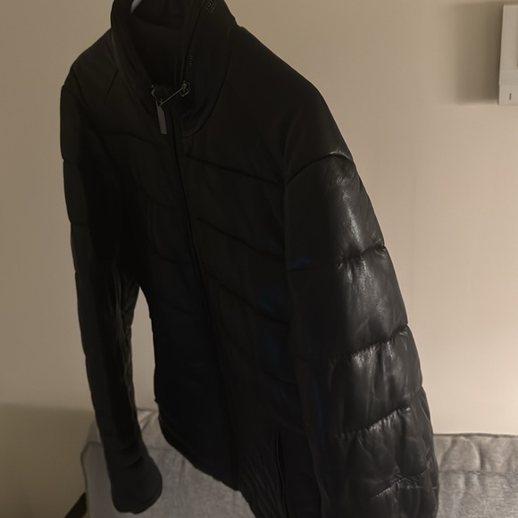Zara leather jacket (Chic and casual real leather puffy jacket) - Picture 4 of 7